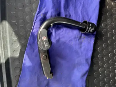 Subaru XV 2.0 D — SUV compact fiable, entretien à jour et contrôle technique frais — Thumbnail 13