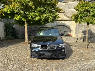 BMW X4 28i xDrive M Sport — SUV coupé sportif, entretien complet, 40 000 km — côté