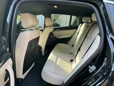 BMW X4 28i xDrive M Sport — SUV coupé sportif, entretien complet, 40 000 km — Miniature 12