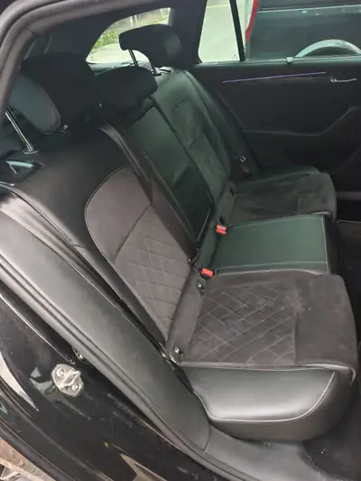 Skoda Superb 2.0 TDI 190 SportLine 4x4 — Break premium, traction intégrale et 257000 km — interni