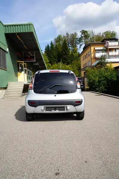 Citroën C1 1.0i Exclusive 2013 — Citadine fiable, consommation ultra-économique — vista posteriore