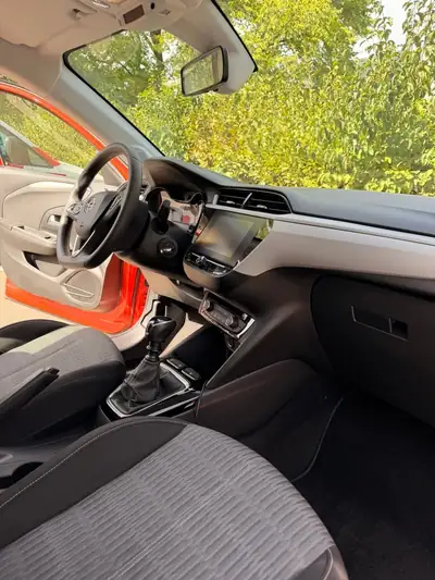Opel Corsa 1.2 T Edition — 100 PS, Orange Power, Courroie remplacée — Miniatura 9