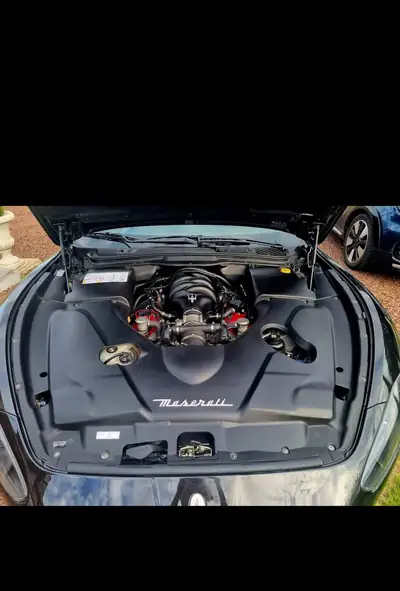 Maserati GranTurismo 4.7 V8 S — Coupé sport italien authentique, 95'000 km — Armaturenbrett
