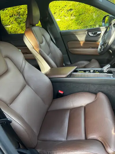 Volvo XC60 2.0 T6 Inscription eAWD — SUV hybride rechargeable, 95'000 km, sans sinistre — Thumbnail 8