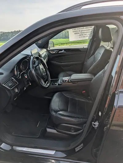 Mercedes-Benz GLE 350 d — SUV premium diesel, 264'000 km, sans sinistre — détail