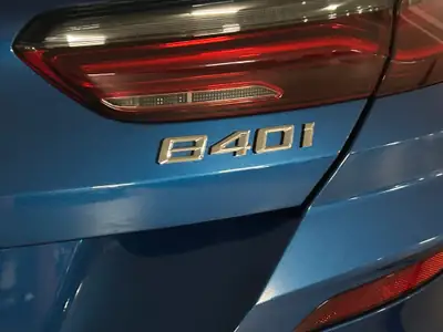 BMW 840i xDrive Cabriolet — Élégance décapotable, 340 ch et traction intégrale — Miniature 14