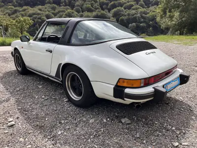 Porsche 911 3.0 SC Targa 1983 — Légende des années 80, moteur récemment restauré — tableau de bord
