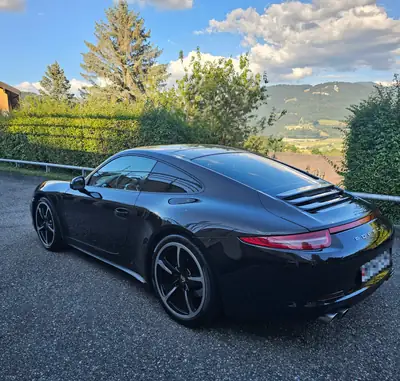 Porsche 911 Carrera 4 PDK 3.4 — Coupé sport légendaire, 350 ch et transmission automatique — fianco