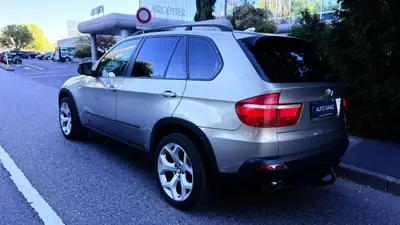 BMW X5 xDrive 30i — SUV 7 places robuste, essence automatique, très bon état — detail