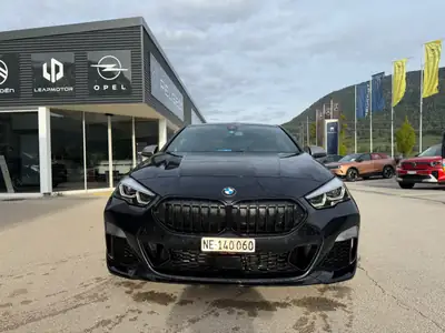 BMW M235i xDrive — Berline sportive compacte, 306 ch et transmission intégrale — détail