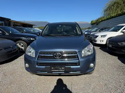 Toyota RAV-4 2.2D-CAT Linea Sol Premium — SUV fiable, boîte auto, 384 000 km attestés — side view