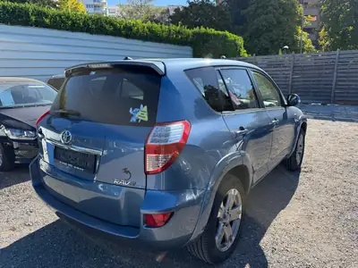 Toyota RAV-4 2.2D-CAT Linea Sol Premium — SUV fiable, boîte auto, 384 000 km attestés — detail