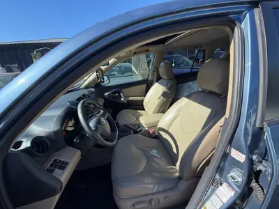 Toyota RAV-4 2.2D-CAT Linea Sol Premium — SUV fiable, boîte auto, 384 000 km attestés — Thumbnail 10
