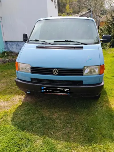 VW T4 — Le minivan polyvalent des années 90, 9 places et fiable — vue extérieure