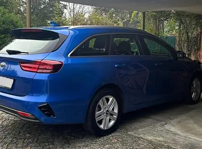Kia Ceed 1.0 T-GDi Trend — Break pratique, moteur turbo économe et sans sinistre — fianco