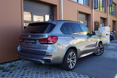 BMW X5 xDrive 40d — SUV premium diesel, Pack M et équipements haut de gamme — Miniatur 7
