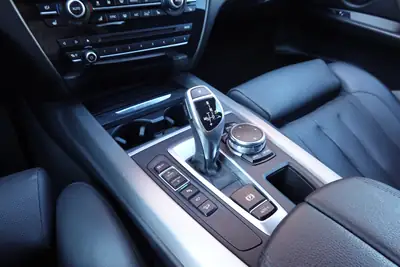 BMW X5 xDrive 40d — SUV premium diesel, Pack M et équipements haut de gamme — Miniatur 17