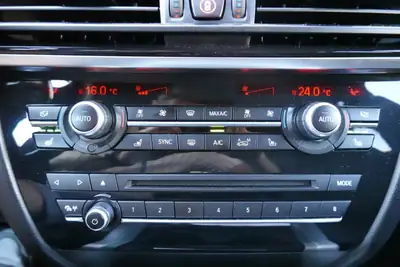 BMW X5 xDrive 40d — SUV premium diesel, Pack M et équipements haut de gamme — Miniatur 18
