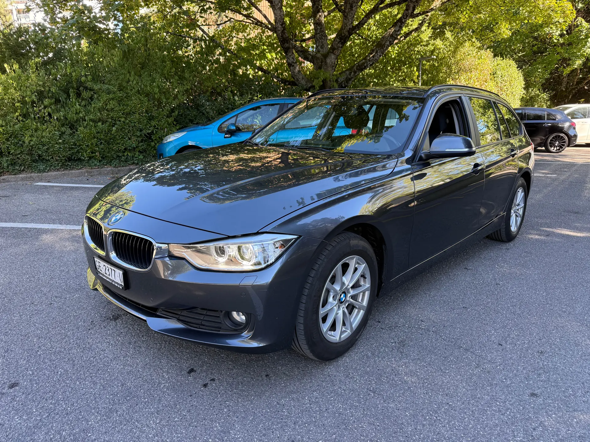 BMW 320d xDrive Touring — Break diesel performant, première main suisse