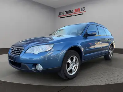 Subaru Outback 2.5i AWD — Break routier polyvalent, traction intégrale permanente — côté