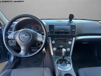 Subaru Outback 2.5i AWD — Break routier polyvalent, traction intégrale permanente — Miniature 14