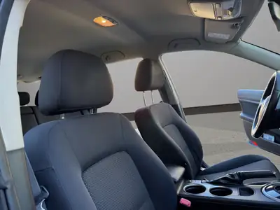 Subaru Outback 2.5i AWD — Break routier polyvalent, traction intégrale permanente — Miniature 21