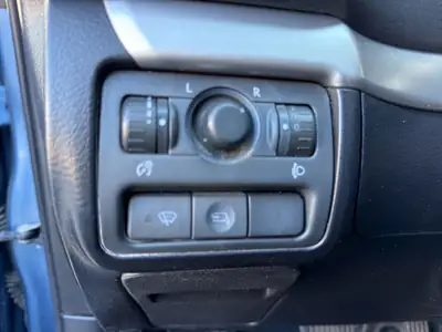 Subaru Outback 2.5i AWD — Break routier polyvalent, traction intégrale permanente — Miniature 23