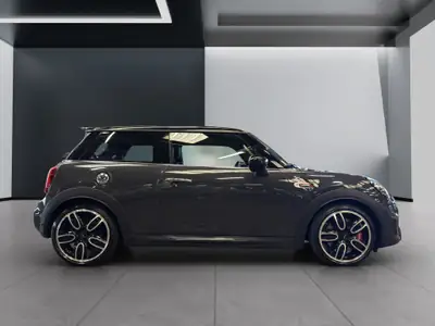 MINI Cooper John Cooper Works Steptronic — Sportive compacte 231 ch, kilométrage réduit — rear view