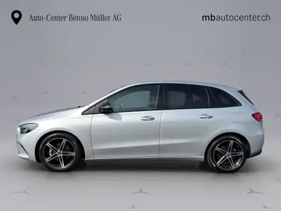 Mercedes-Benz Classe B 200 Night Star — Citadine premium 163 ch, 69 000 km — côté