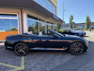 Bentley Continental GTC 6.0 W12 — Cabriolet de luxe, 635 ch, historique sans sinistre — tableau de bord