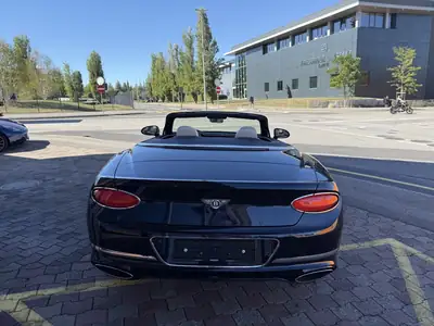 Bentley Continental GTC 6.0 W12 — Cabriolet de luxe, 635 ch, historique sans sinistre — Miniature 10