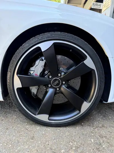 Audi RS4 4.2 V8 FSI Quattro — Break sportif 450 ch, peu kilométré — arrière