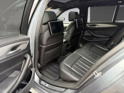 BMW 540i xDrive Touring M Sport — Break élégant, 340 ch et équipement premium — Miniature 10