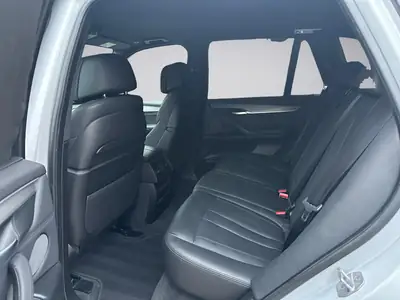 BMW X5 xDrive 40d — Diesel puissant, M Sport, service frais et garantie incluse — Miniatur 10