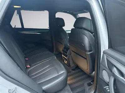 BMW X5 xDrive 40d — Diesel puissant, M Sport, service frais et garantie incluse — Miniatur 11