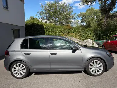 VW Golf 1.4 TSI 160 Sportline DSG — Break performant, 107'000 km, sans accident — side view