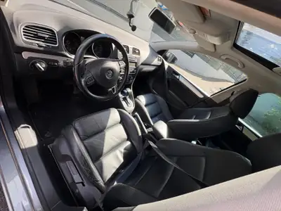 VW Golf 1.4 TSI 160 Sportline DSG — Break performant, 107'000 km, sans accident — dashboard