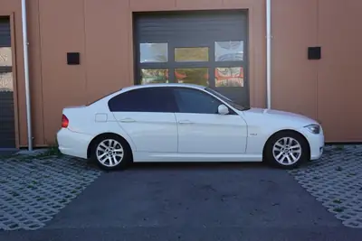 BMW 320d — Berline diesel fiable, équipée GPS et régulateur, homologuée CH — interni