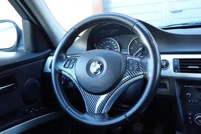 BMW 320d — Berline diesel fiable, équipée GPS et régulateur, homologuée CH — Miniatura 12