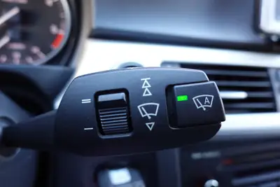 BMW 320d — Berline diesel fiable, équipée GPS et régulateur, homologuée CH — Miniatura 15