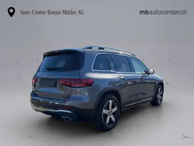 Mercedes-Benz GLB 250 — SUV 7 places diesel, 4matic robuste et économe — tableau de bord
