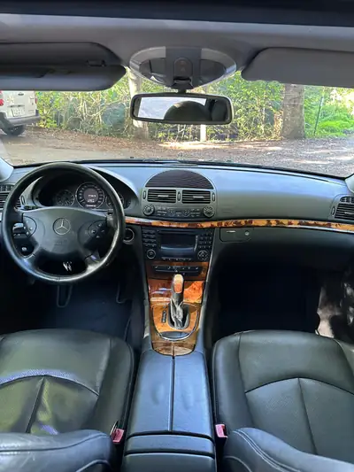 Mercedes-Benz 320 CDI Elegance — Berline diesel automatique robuste, 229'000 km — Miniatura 8