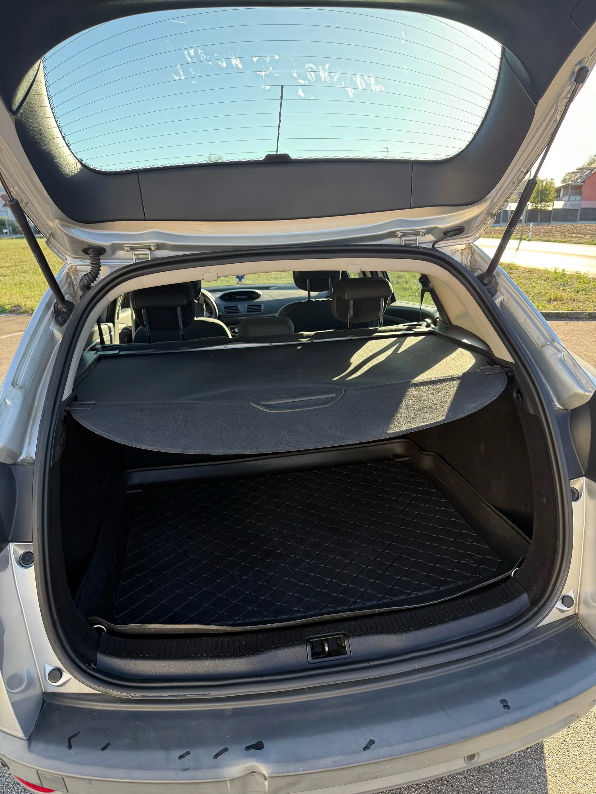 Renault Megane 2012 occasion Neftenbach — 3