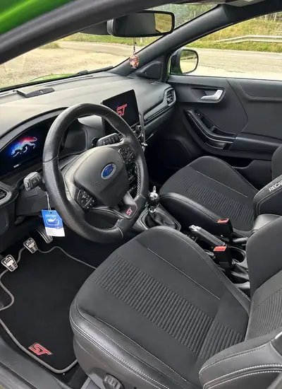 Ford Puma 1.5 EcoBoost ST — SUV compact sportif, 180'000 km, sans sinistre — Detail