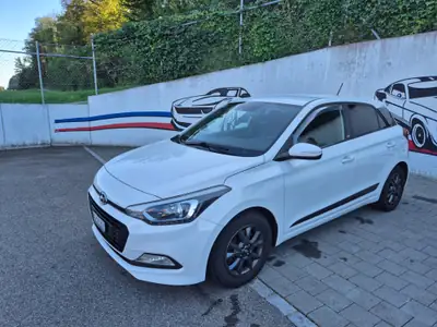 Hyundai i20 1.0 T-GDi Amplia — Citadine économe et fiable, 83'000 km — Armaturenbrett