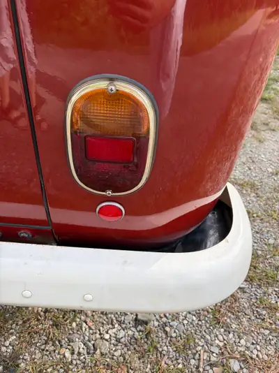 VW T2 Deluxe 1969 — Légendaire bus californien, véhicule d'époque homologué — Miniatur 9