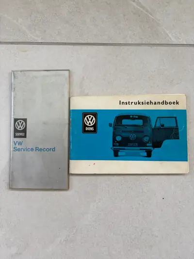 VW T2 Deluxe 1969 — Légendaire bus californien, véhicule d'époque homologué — Miniatur 18