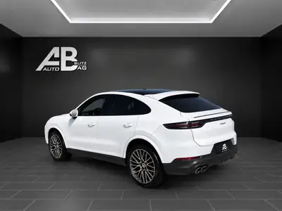 Porsche Cayenne Coupé 3.0 V6 — Design sportif, moteur 340 ch, 75'000 km seulement — rear view