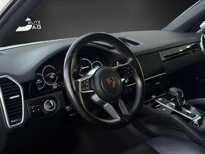 Porsche Cayenne Coupé 3.0 V6 — Design sportif, moteur 340 ch, 75'000 km seulement — Thumbnail 8