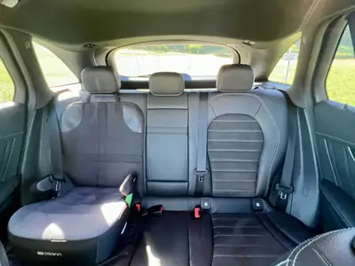 Mercedes-Benz GLC 300 de AMG Line — Hybride rechargeable, 107'000 km, design premium — détail
